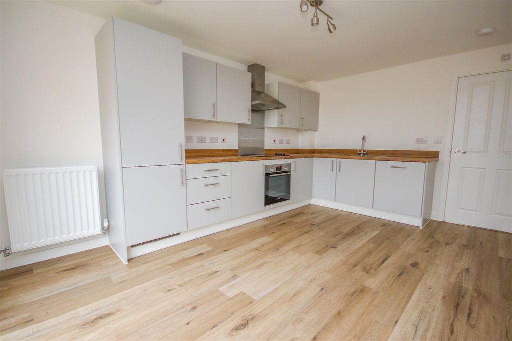 Property photo 3 of 15 Img_0067.Jpg