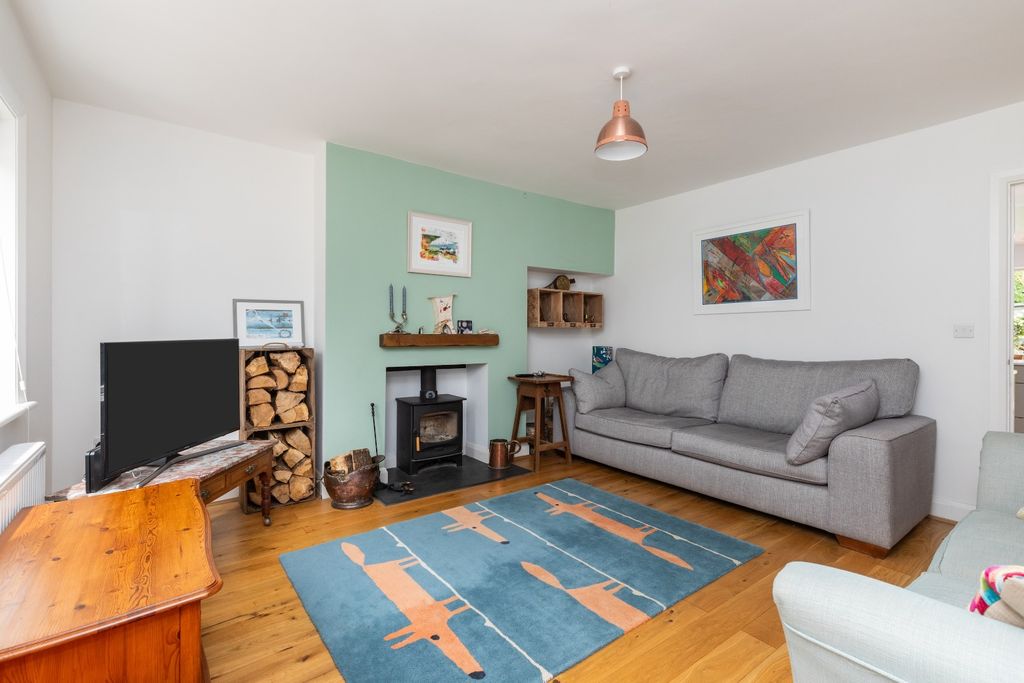Property photo 3 of 17 3326996