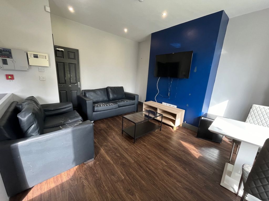 Property photo 1 of 13 Picture No. 13