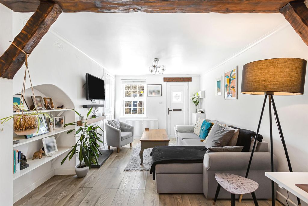 Property photo 2 of 21 32_75301.Jpg