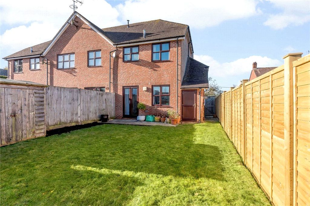Property photo 1 of 9 Picture No. 16
