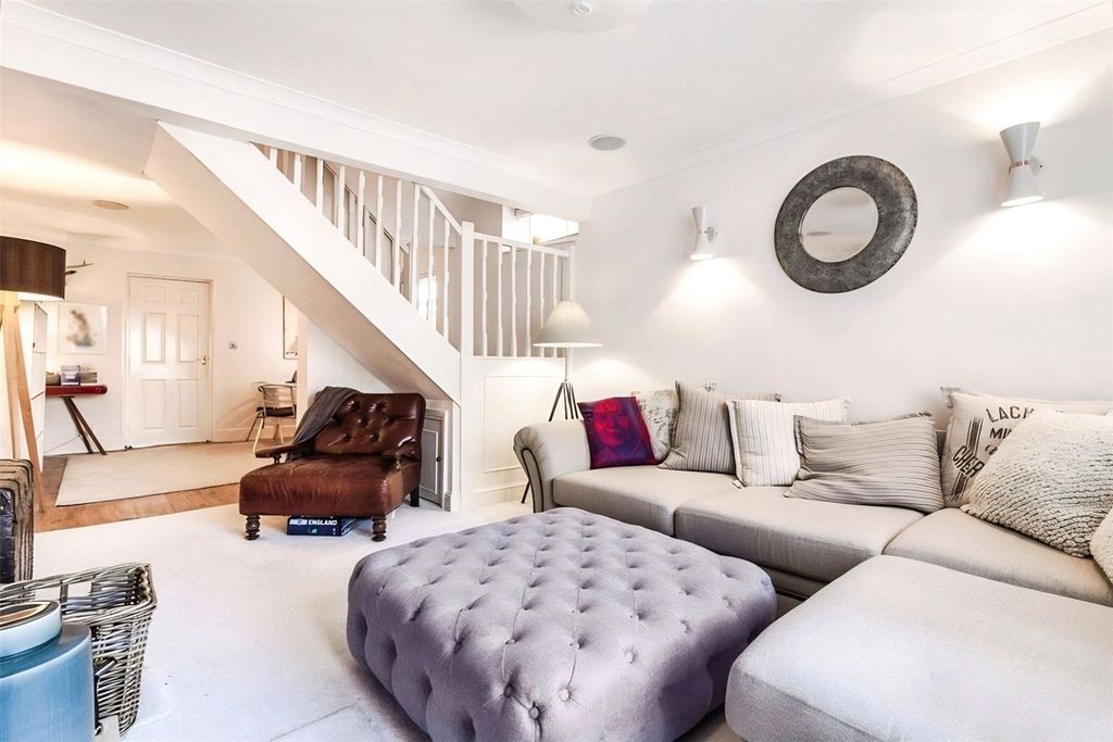 Property photo 2 of 9 Picture No. 14