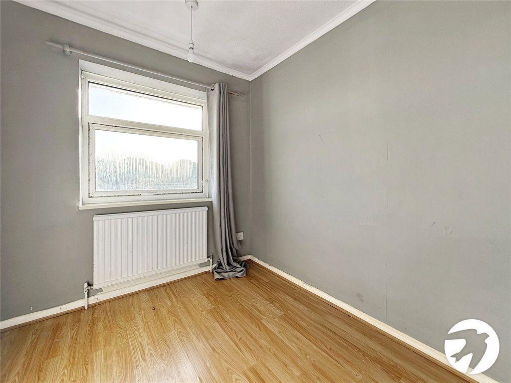 Property photo 3 of 8 Picture No. 02