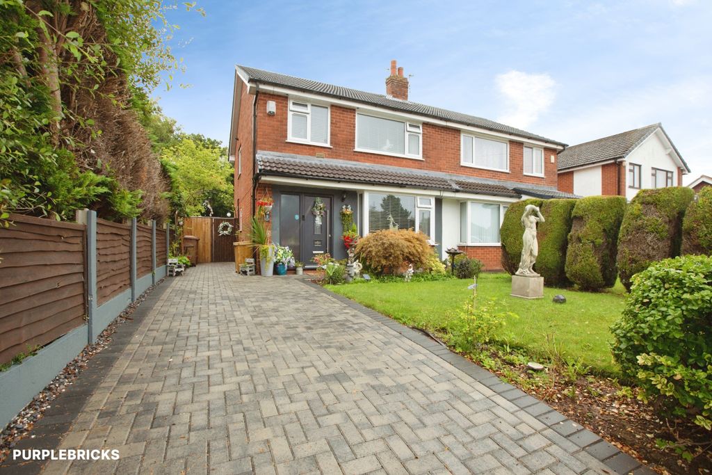 Property photo 1 of 27