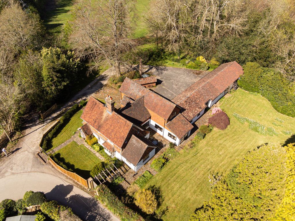 Property photo 2 of 42