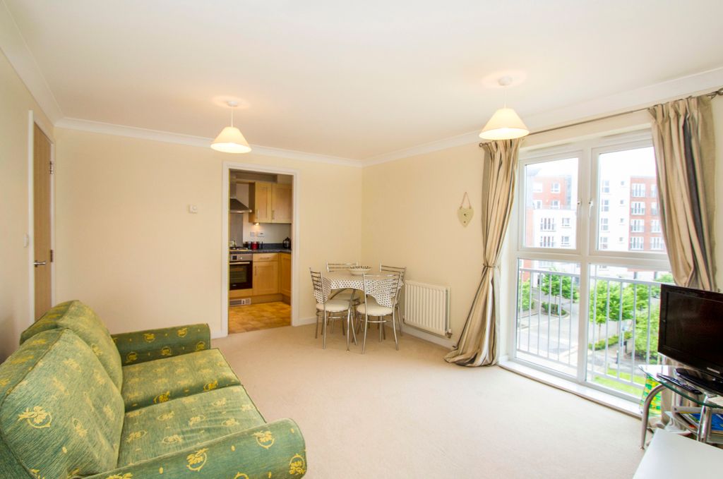 Property photo 3 of 9