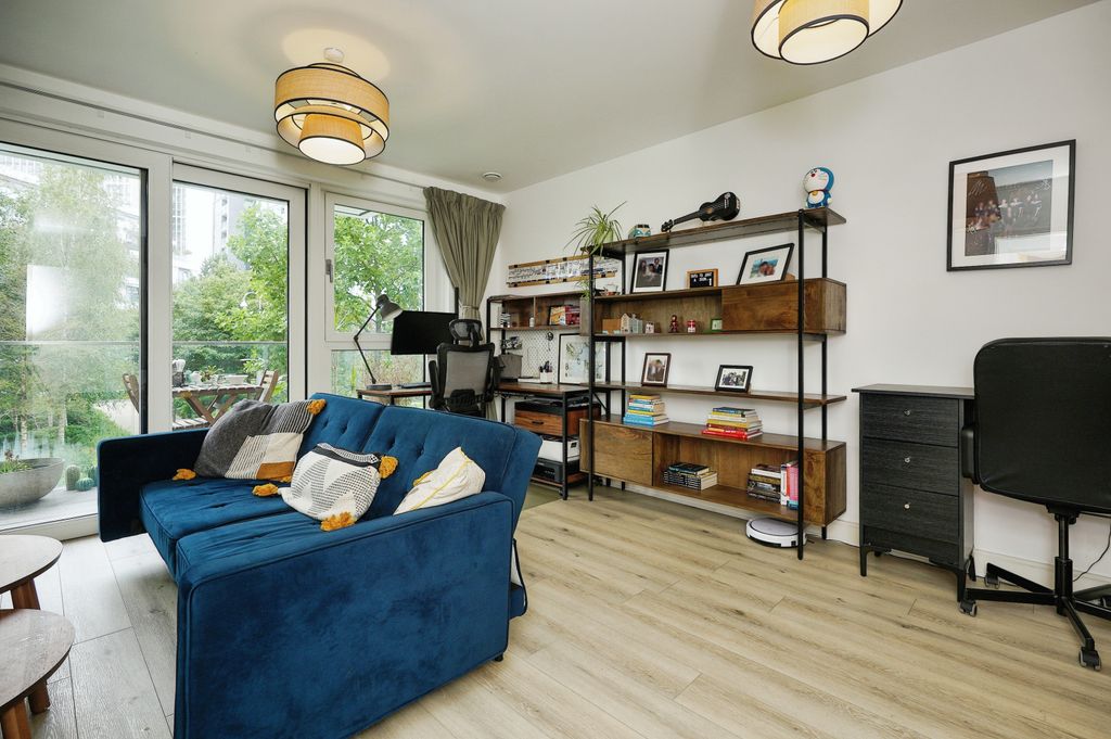 Property photo 1 of 17 Reception Room
