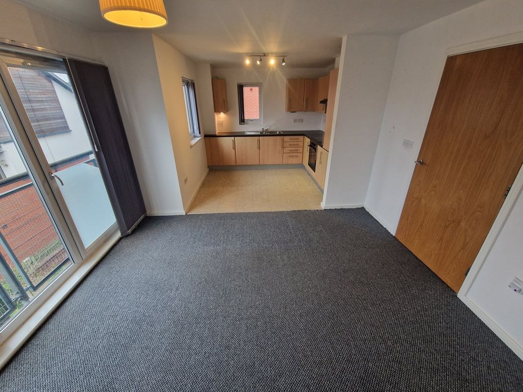 Property photo 2 of 7