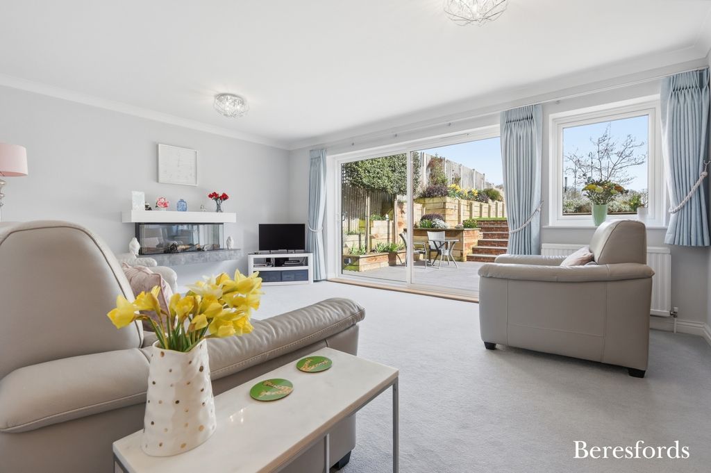 Property photo 3 of 42 Picture No. 43