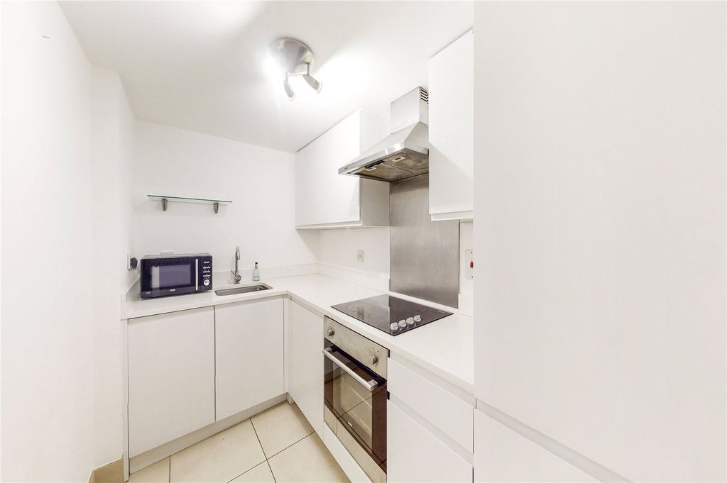 Property photo 2 of 10 Picture No. 06