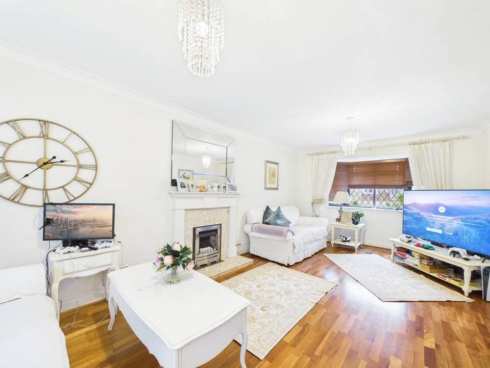 Property photo 2 of 25 Picture No. 04