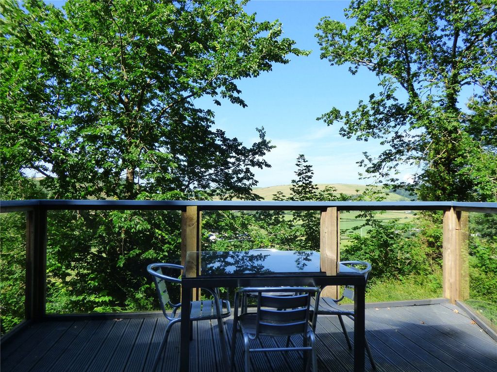 Property photo 2 of 16 Picture No. 09