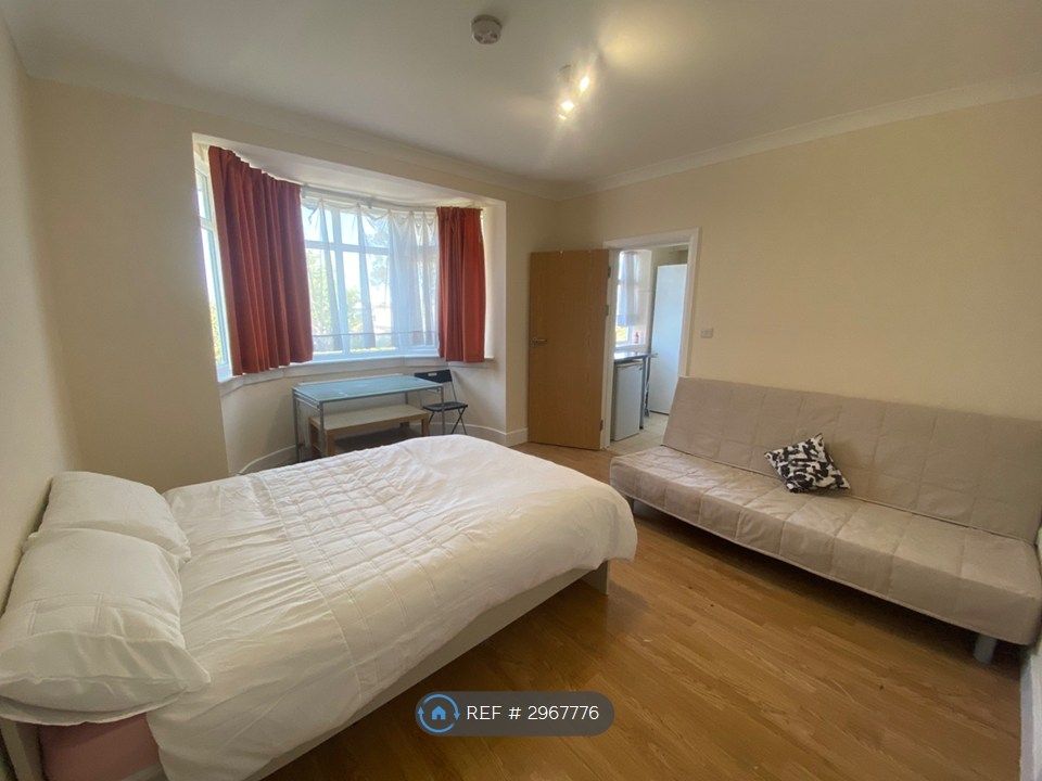 Property photo 2 of 5