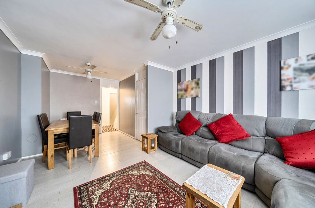 Property photo 3 of 10 1468515-11-6A1dc7...