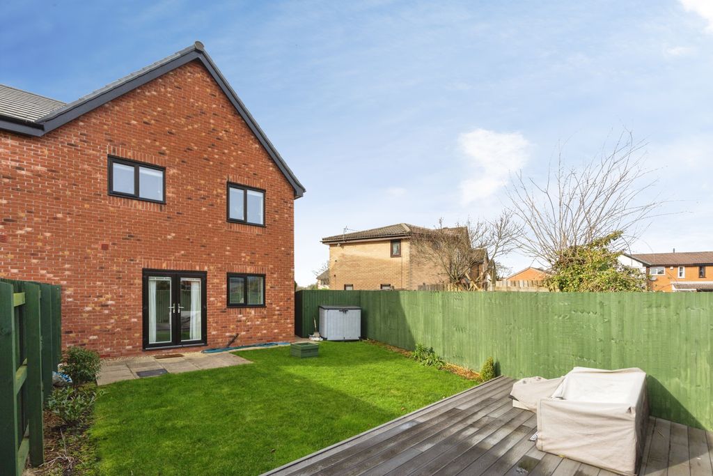 Property photo 3 of 20 Photo #3