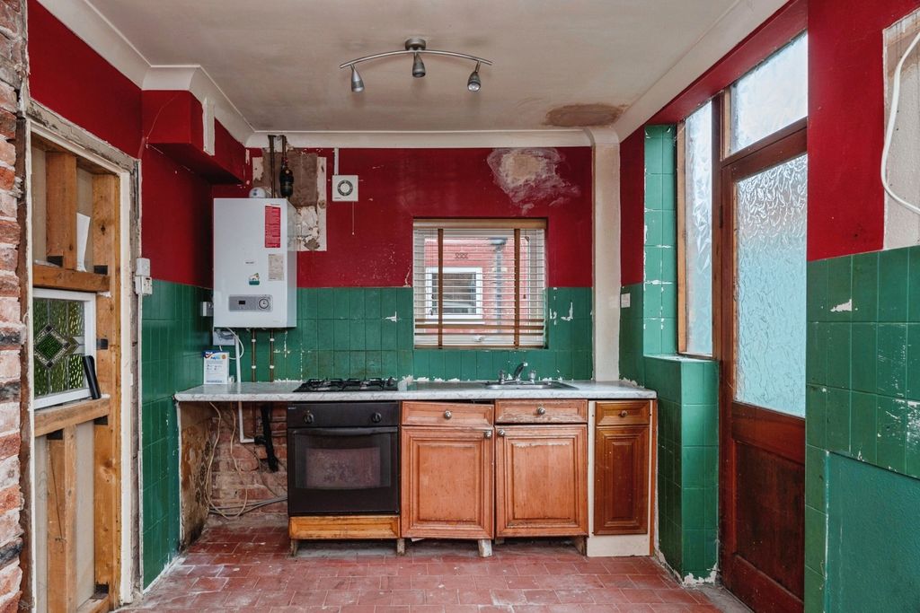 Property photo 2 of 17 Pbox-Img.Jpg