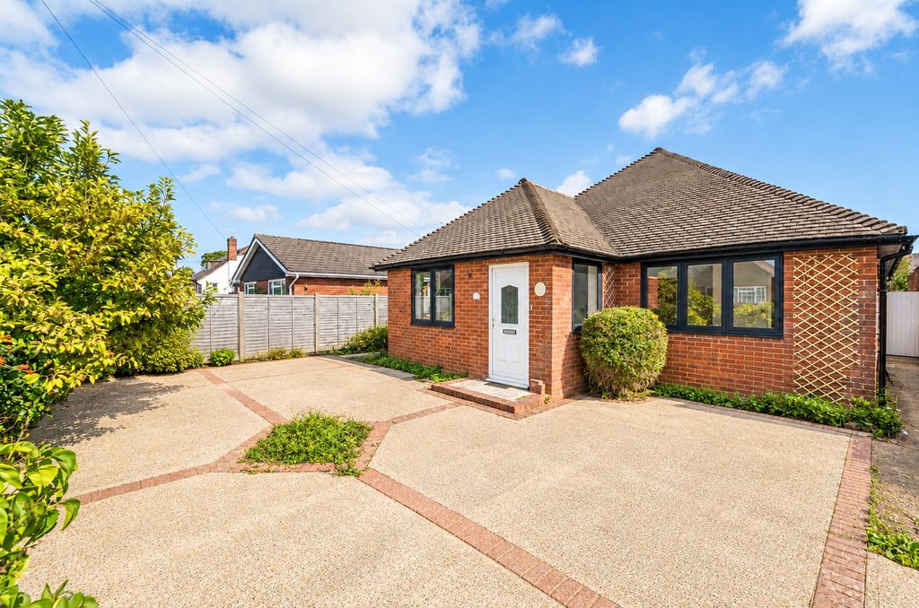 Property photo 1 of 15 Picture No. 32