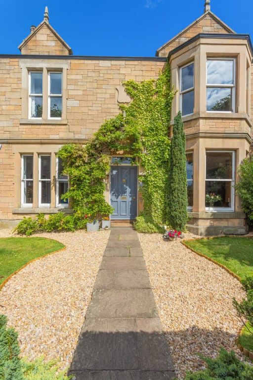 Property photo 1 of 88