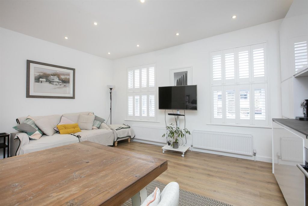 Property photo 3 of 14 3Y6A1168.Jpg