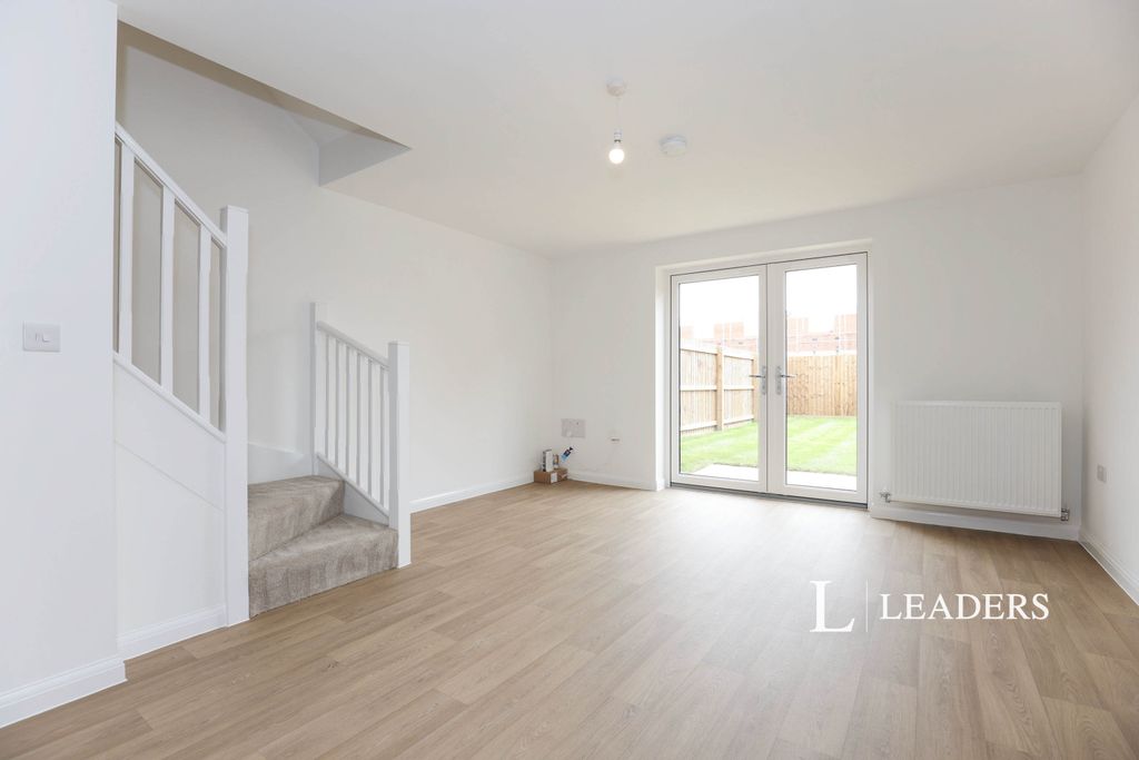 Property photo 3 of 10 2