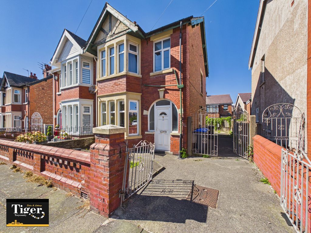 Property photo 1 of 11 Cam03440G0-Pr0589-Still011
