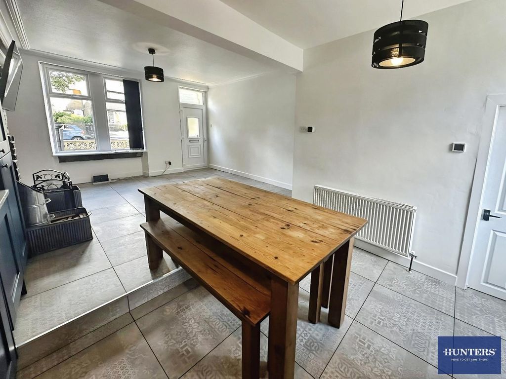 Property photo 3 of 13 1c8E7cc4-4.Jpg