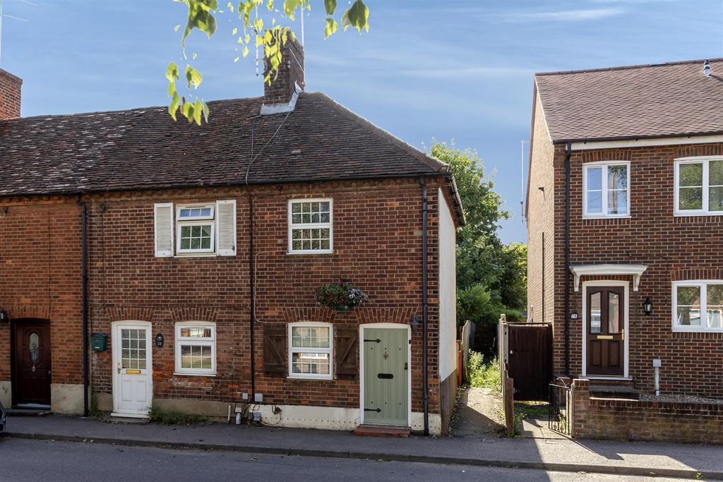 Property photo 1 of 12 74Highstreet-1 - Copy.Jpg