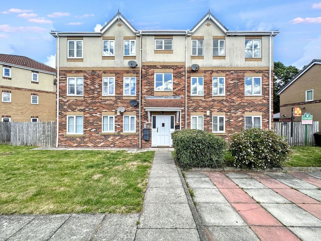 Property photo 1 of 12