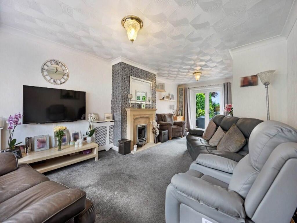 Property photo 2 of 11 Photo-1