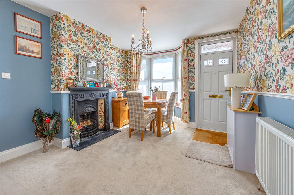 Property photo 3 of 16 Picture No. 05