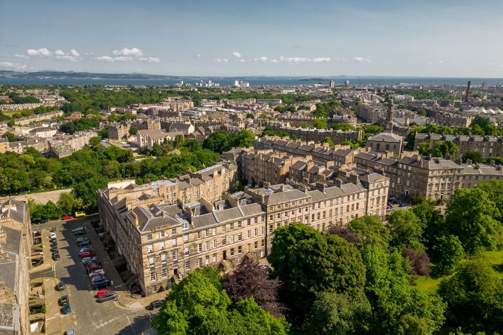 Property photo 2 of 23 Drone - Scotland St
