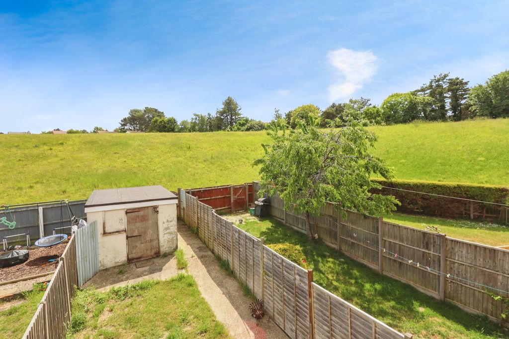 Property photo 2 of 14 Photo