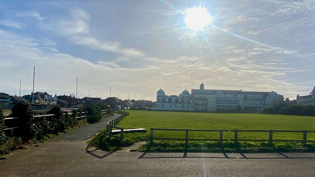 Property photo 2 of 18