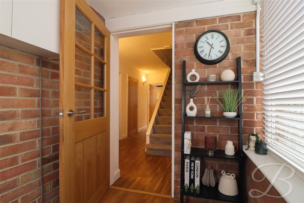 Property photo 3 of 33 Img_0365_1.Jpg