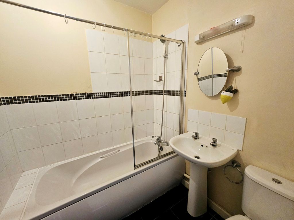 Property photo 3 of 5 Image