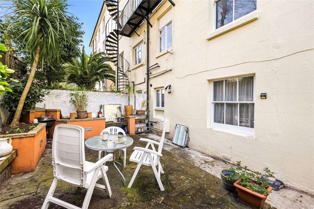 Additional image 13 of 1 bed flat for saleHova Villas, Hove, East Sussex BN3