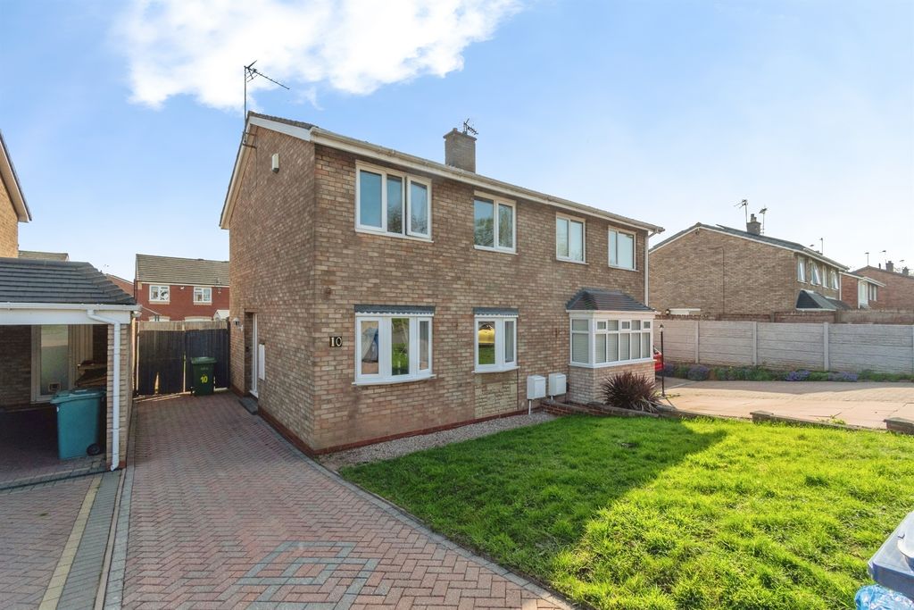 Property photo 1 of 20