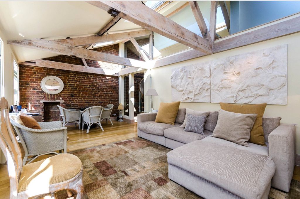 Property photo 2 of 11 Picture No. 02