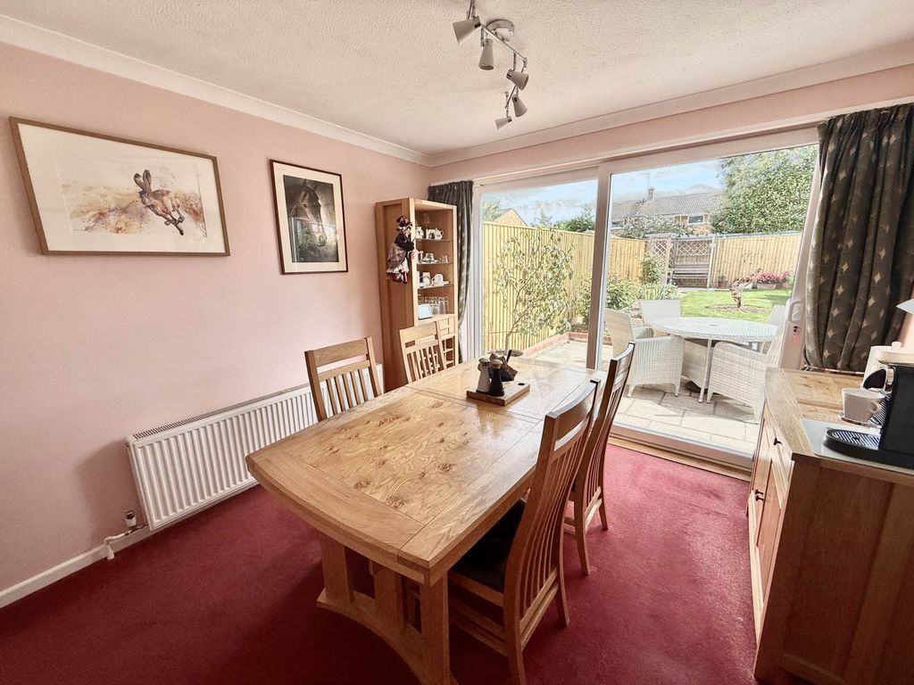 Property photo 3 of 14