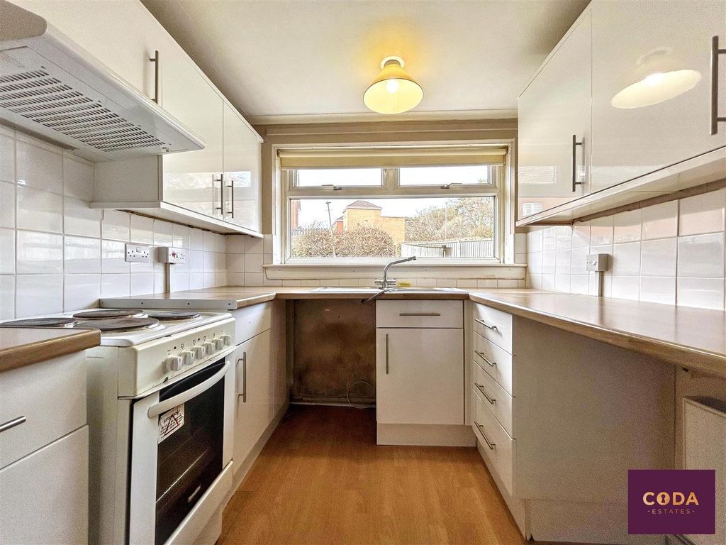 Property photo 3 of 12 Img_9208.Jpg