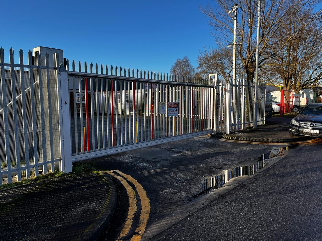 Property photo 2 of 6 Img_4909.Jpg