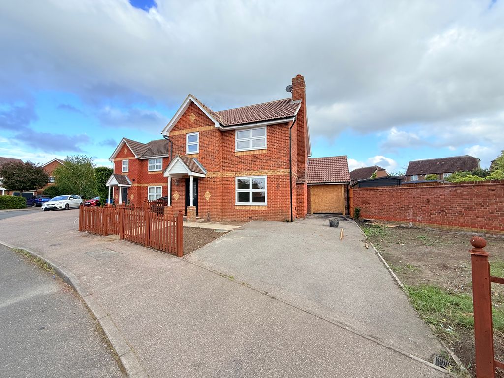 Property photo 1 of 11