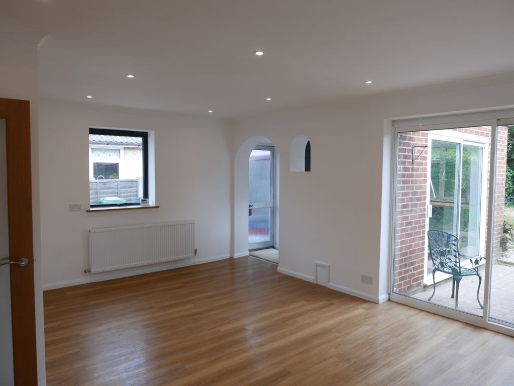 Property photo 3 of 13 Completely Renovated Lounge/Diner