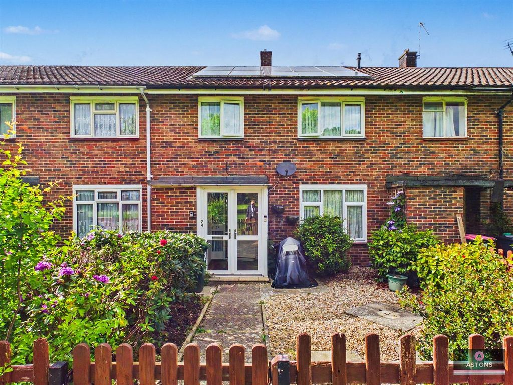 Property photo 1 of 14 Cam02067G0-Pr0276-Still015.Jpg