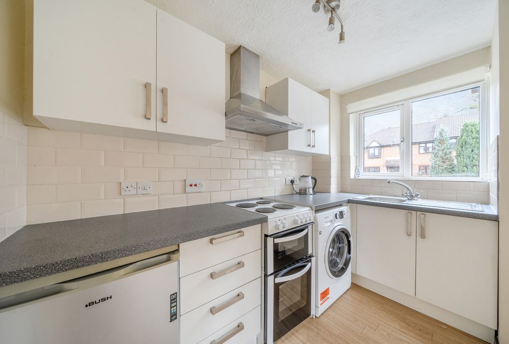 Property photo 3 of 18 1371248-15-68F61A...