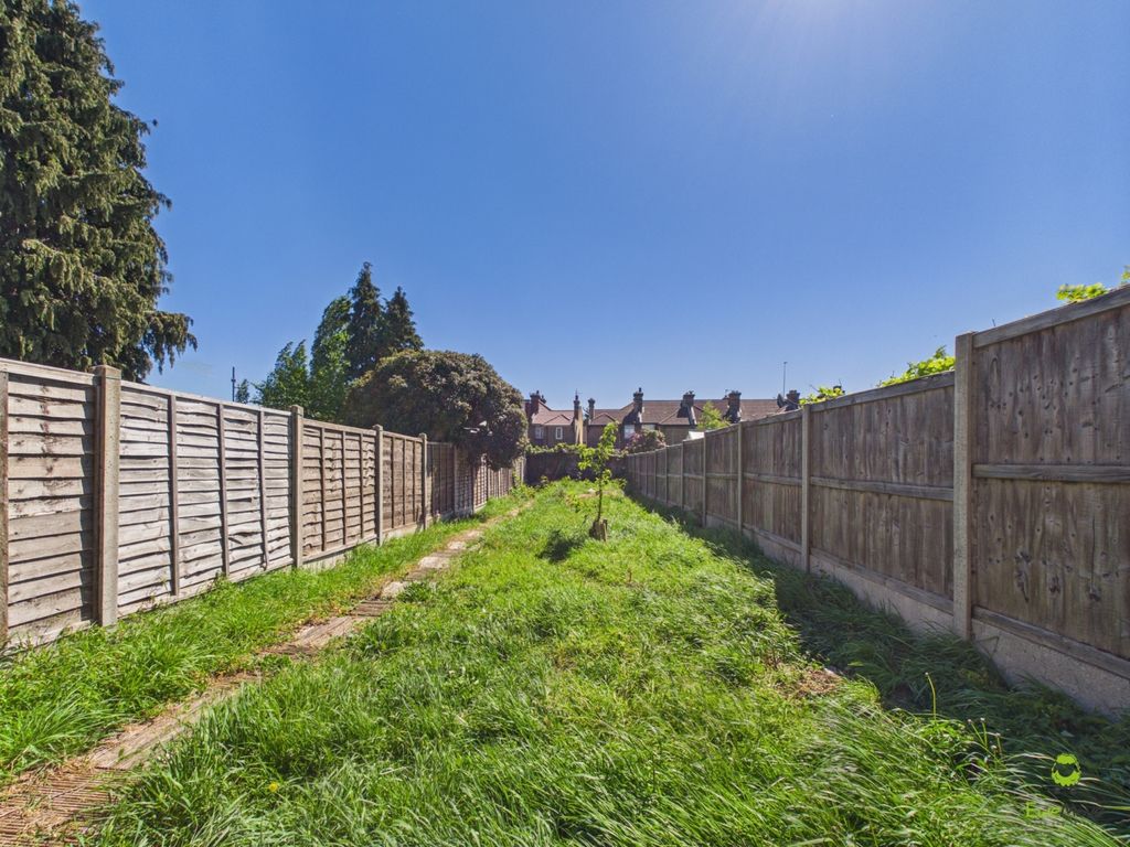 Property photo 2 of 15 Presented By Kevin At Ewemove Abbeywood And Belved