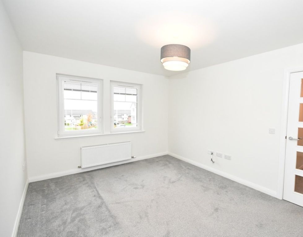 Property photo 2 of 9 Photo