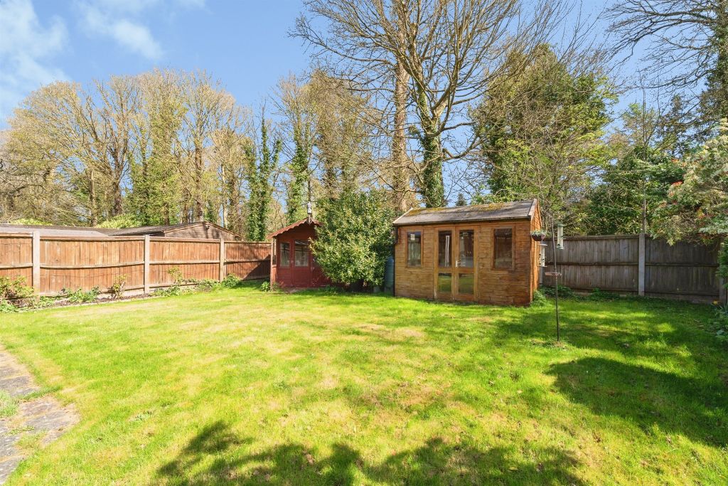 Property photo 2 of 21