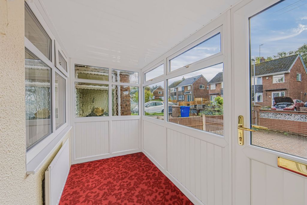 Property photo 2 of 21