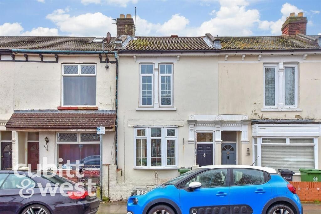 Property photo 1 of 12